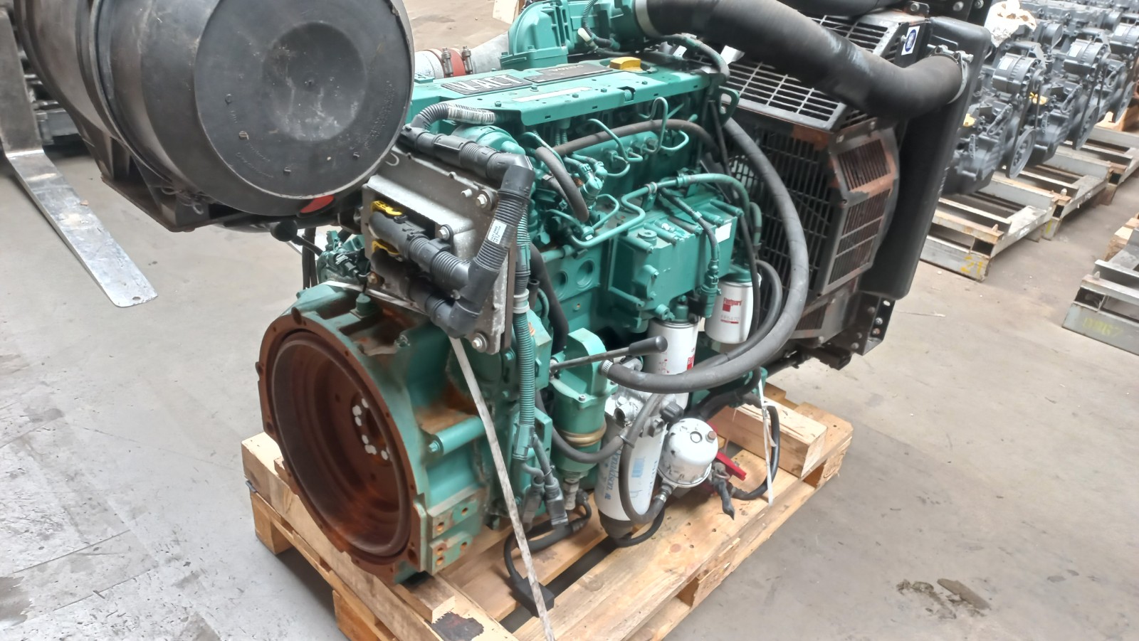 Deutz TCD2013L042V / VolvoPenta TAD 551 GE