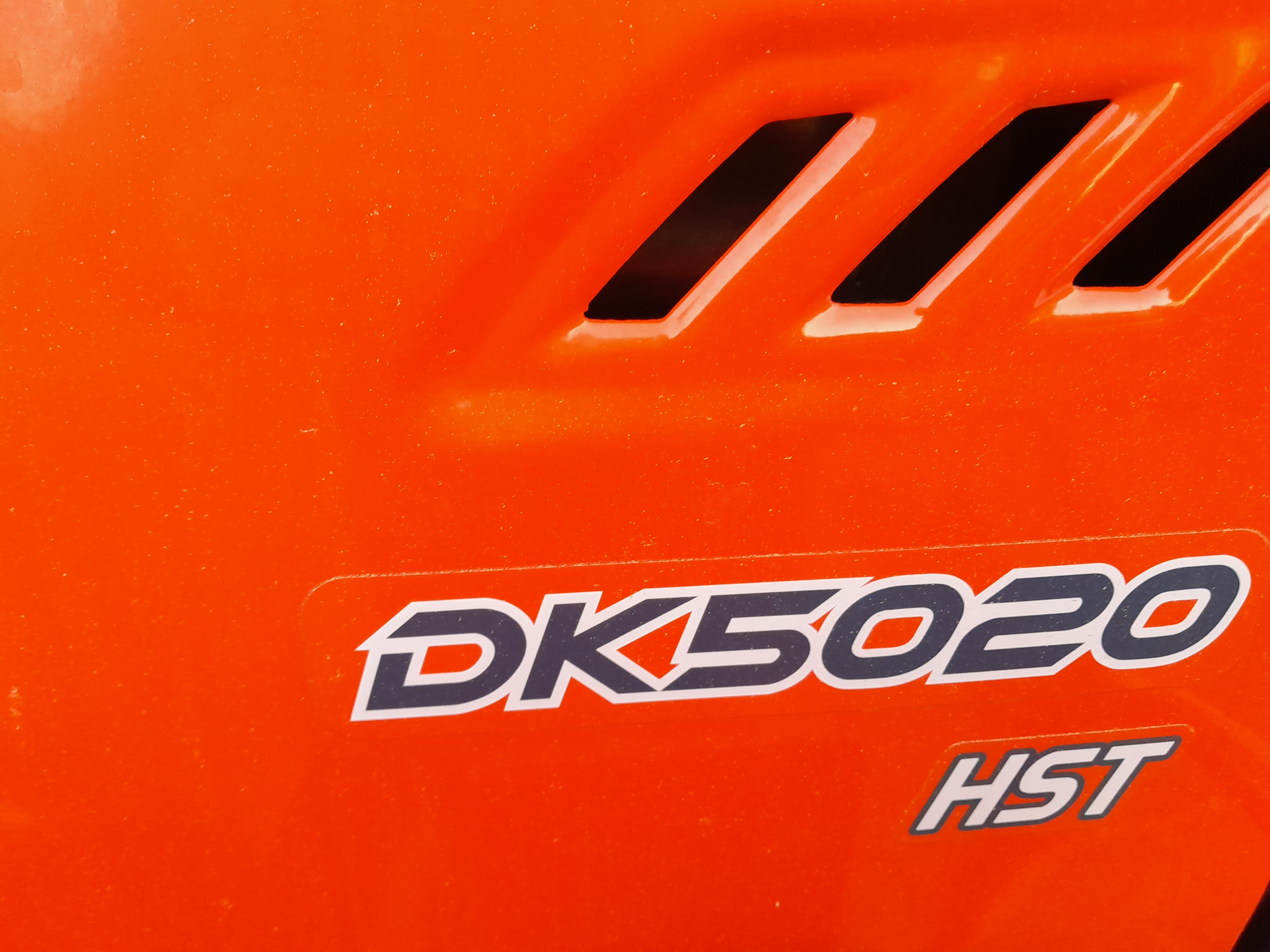 Kioti DK5020 Kleintraktor mit Sonnendach